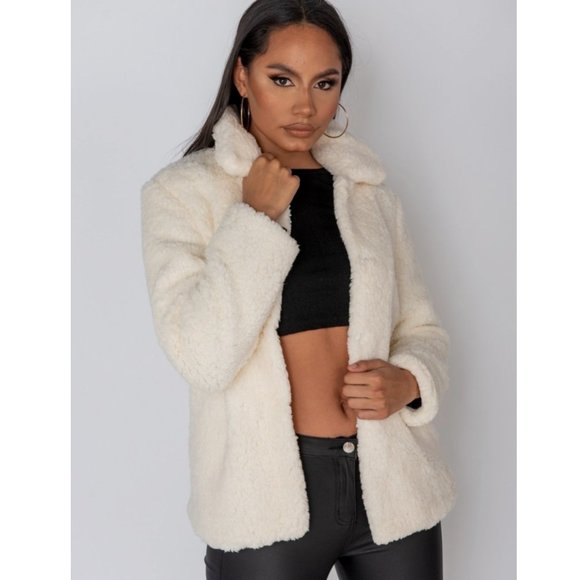 Long Sleeve Collared Teddy Bear Fur Jacket - Picture 4 of 12